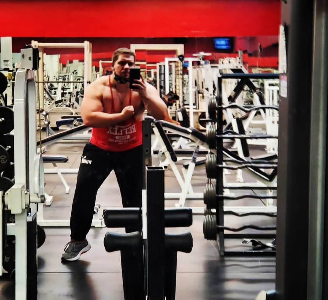 Peak Size — ~290 lbs